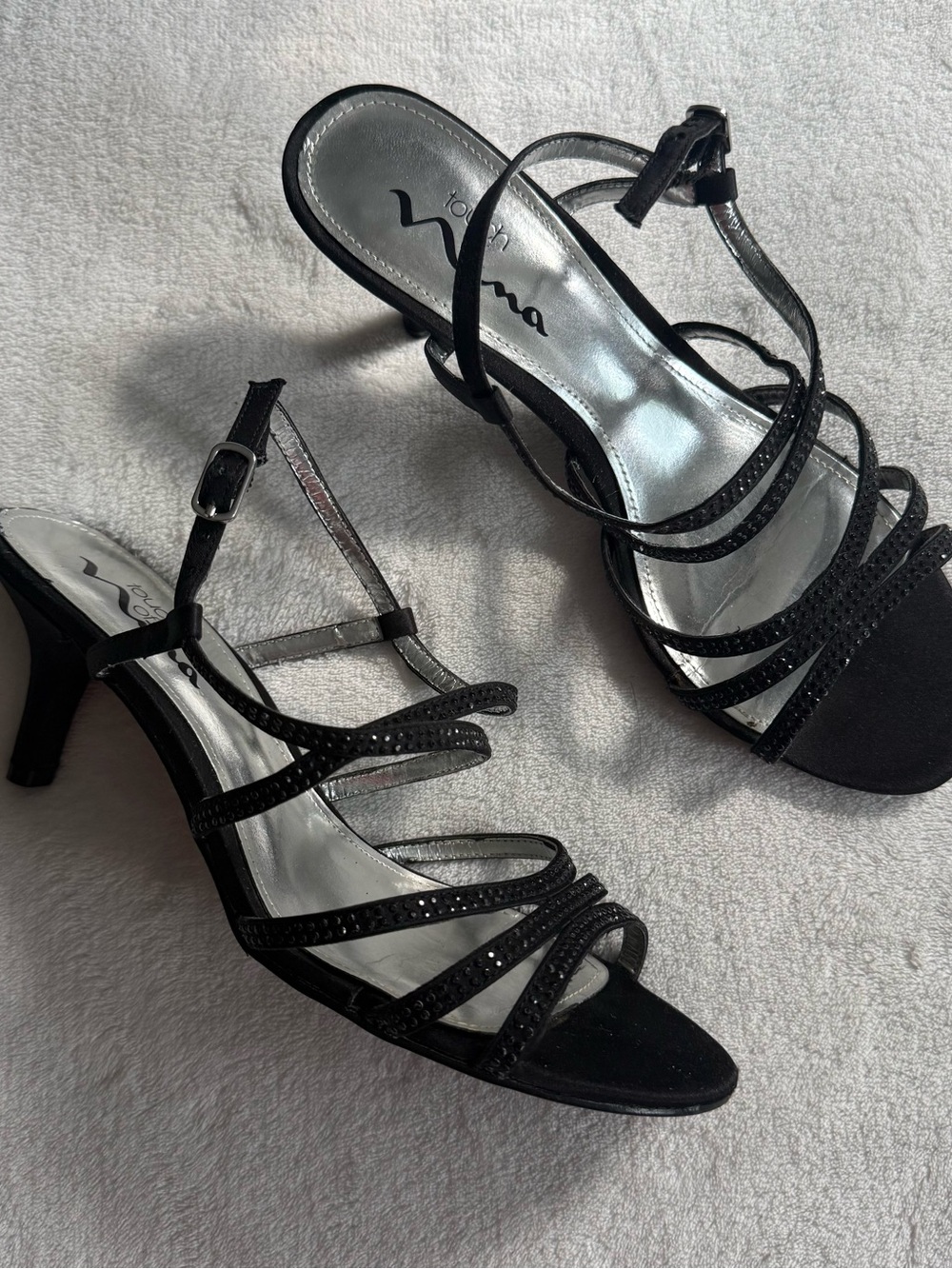Women's Black Strappy Mid-Heel Sandals